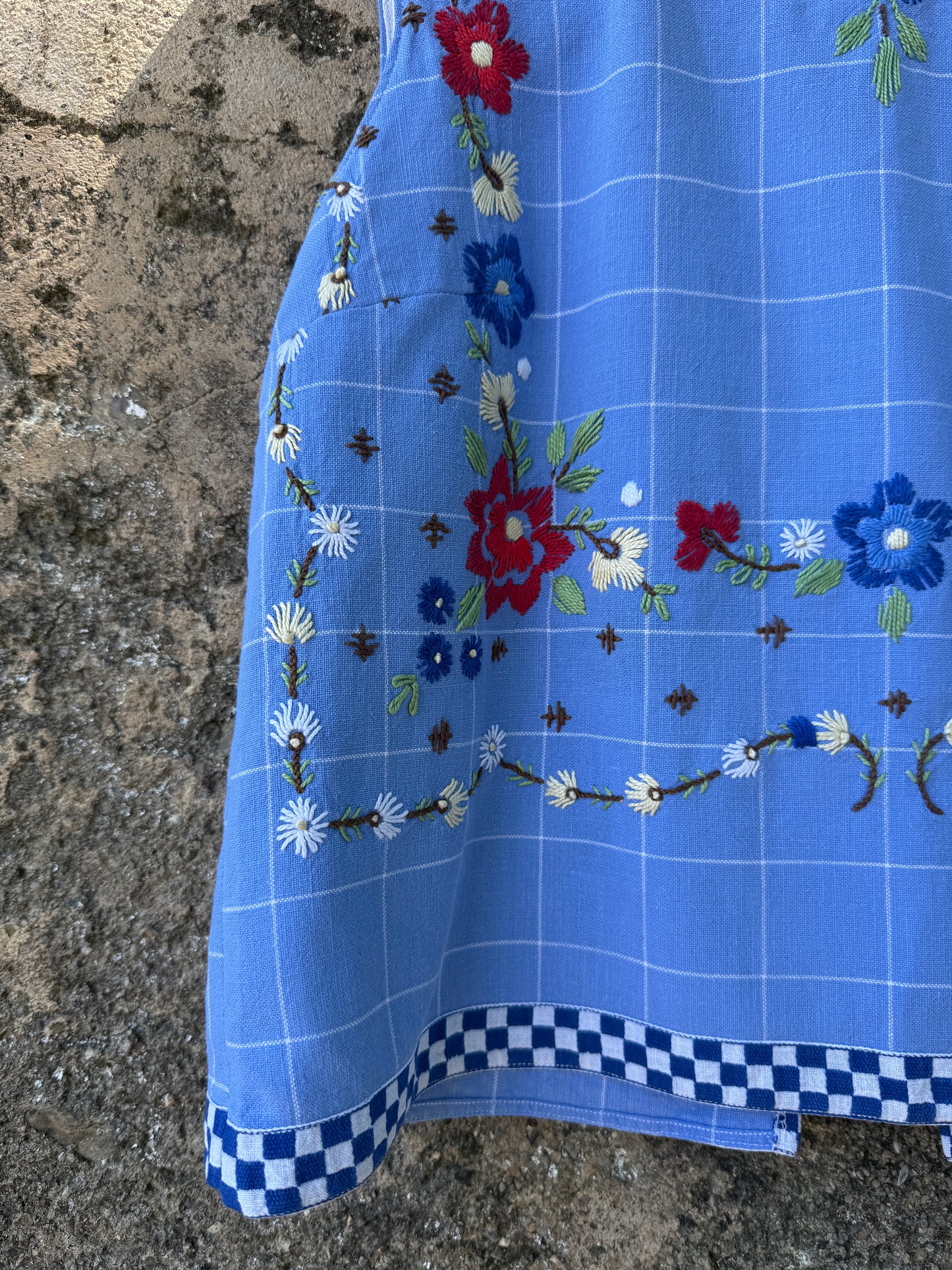 Parecem flores a boiar no rio