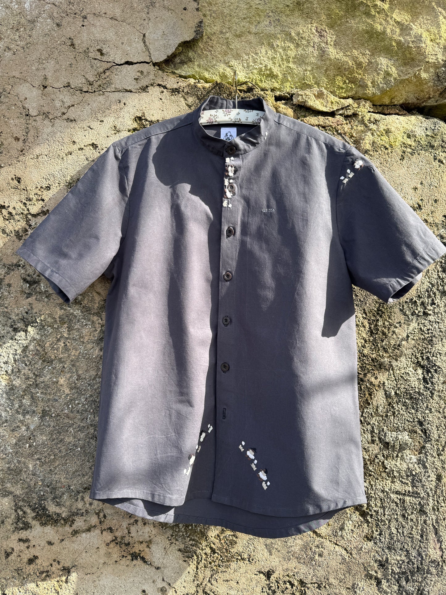 GRITA, que quem grita fica mais leve