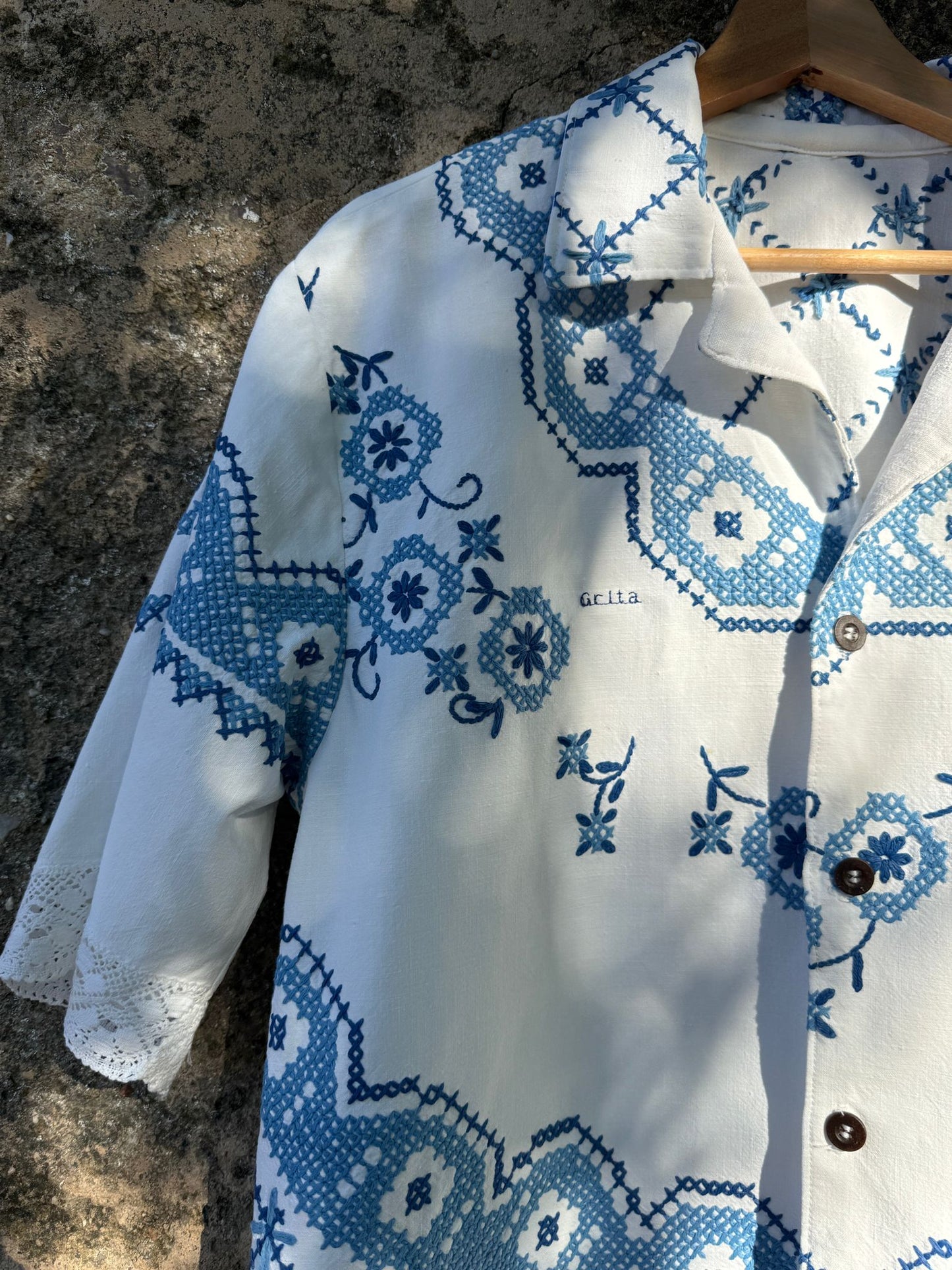Bordar um azulejo