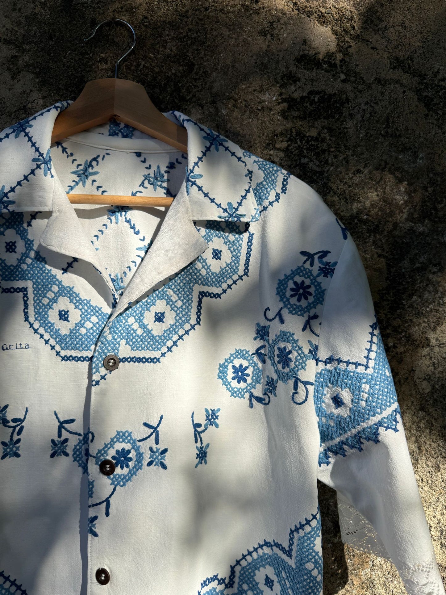 Bordar um azulejo