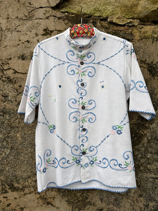 GRITA e deixa o vento levar as palavras..