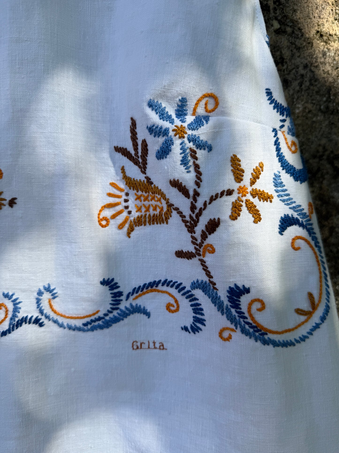 Ouro sobre azul