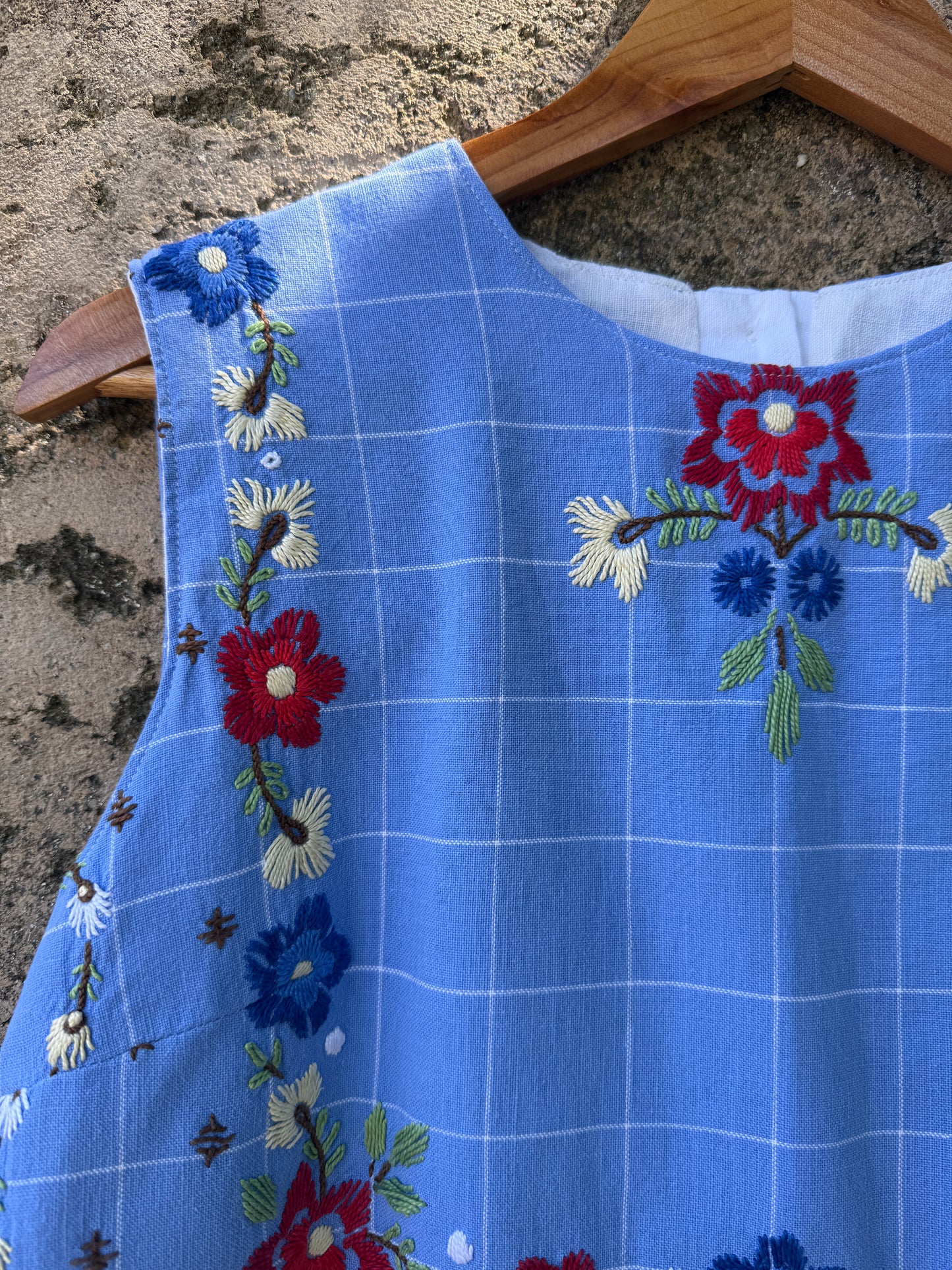Parecem flores a boiar no rio