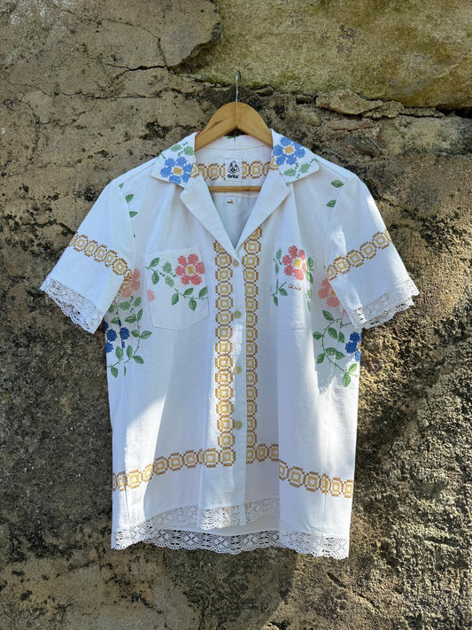 Água mole em pedra dura, tanto bate até que fura